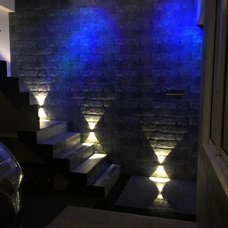 Jenushi Homestay Kandy Exterior foto