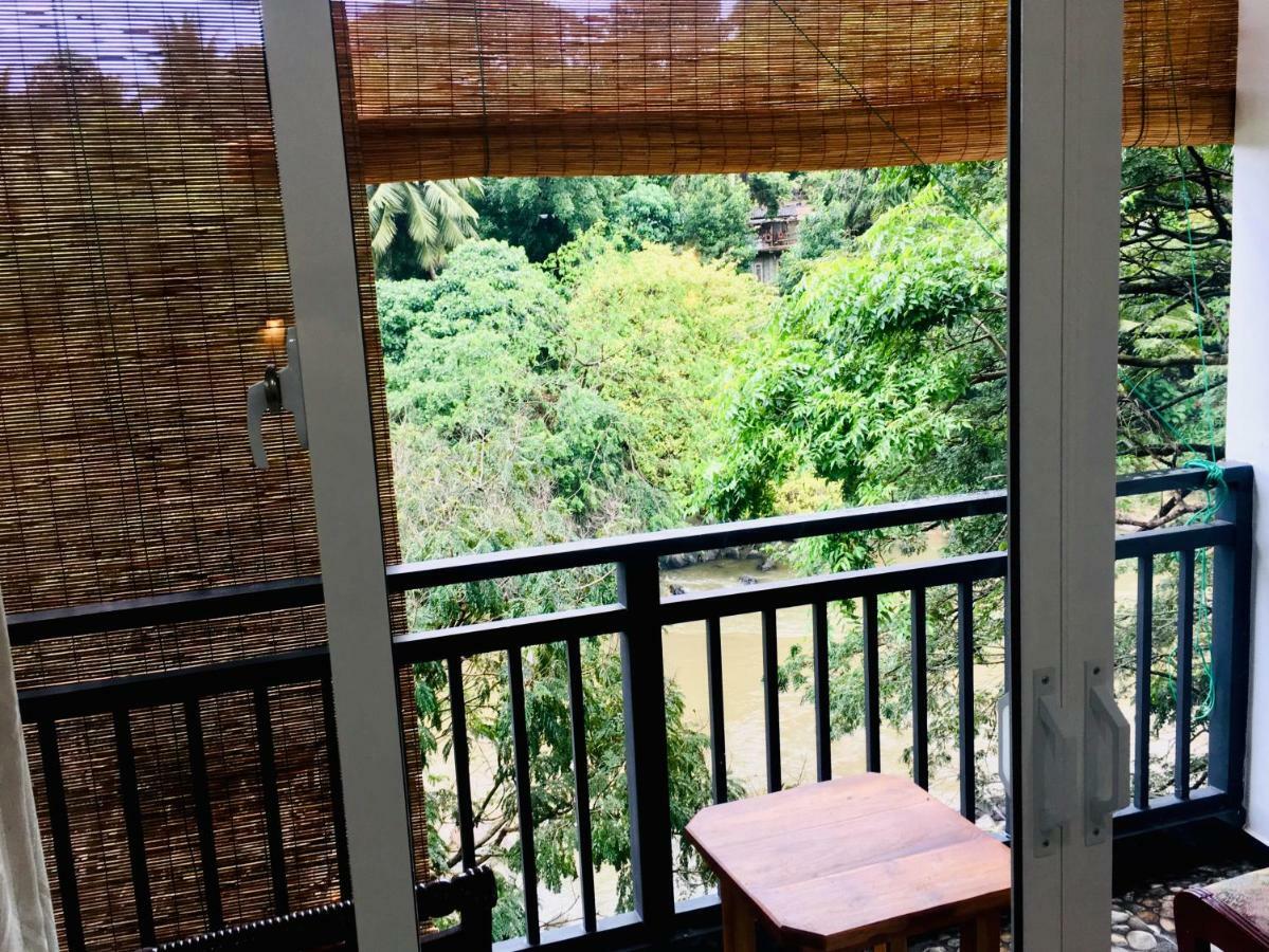 Jenushi Homestay Kandy Exterior foto