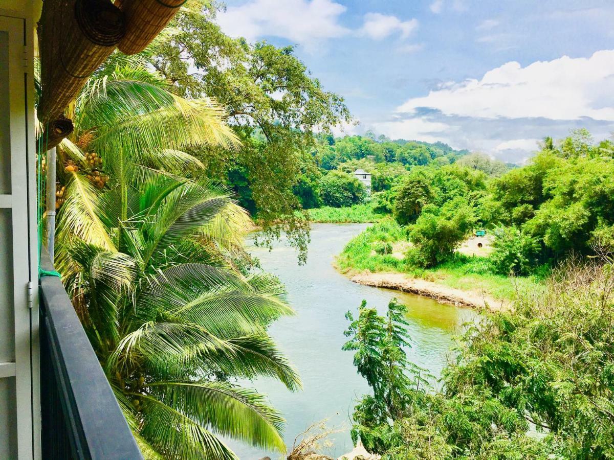 Jenushi Homestay Kandy Exterior foto